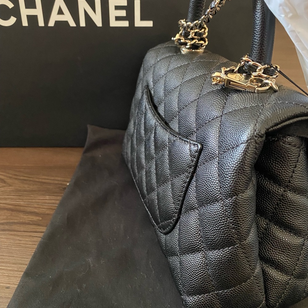 Sold out ✖️✖️Chanel small coco handle bag in champagne gold with caviar leather - Picture 7 of 9